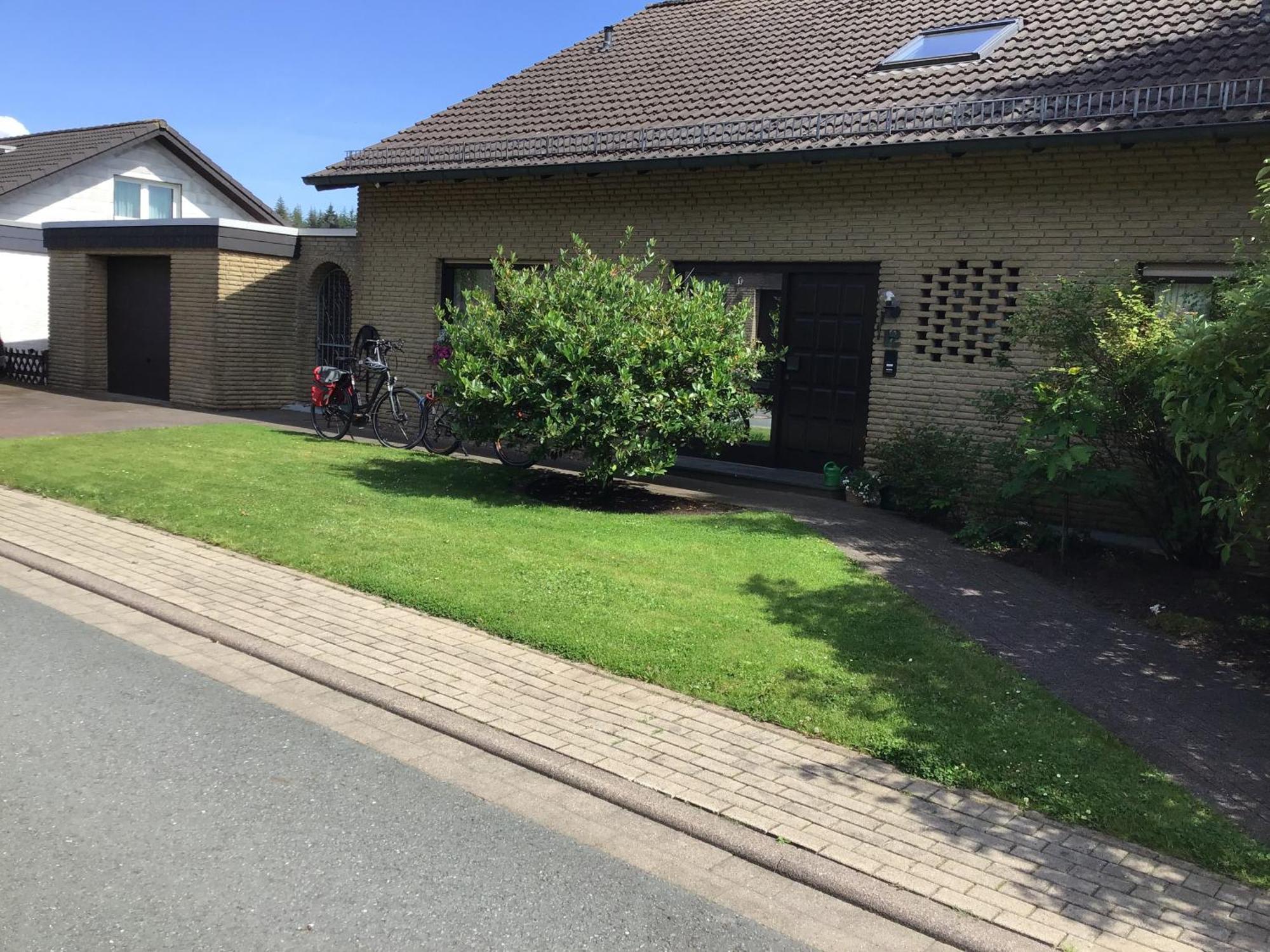 Ferienwohnung Brigitta Altenbeken エクステリア 写真